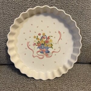 Ceramic Baking Dish Pan Tart Quiche‎ Pie Fluted Rim with Flower Basket Design